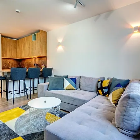 N.joy 534 By Oak Smolyan